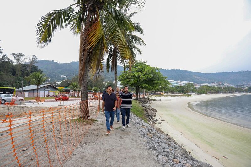 Prefeito de Niterói acompanha obras de macrodrenagem na bacia A de Charitas – Prefeitura Municipal de Niterói