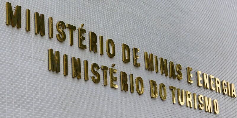 Governo garantirá gás de cozinha gratuíto para 17 milhões de famílias