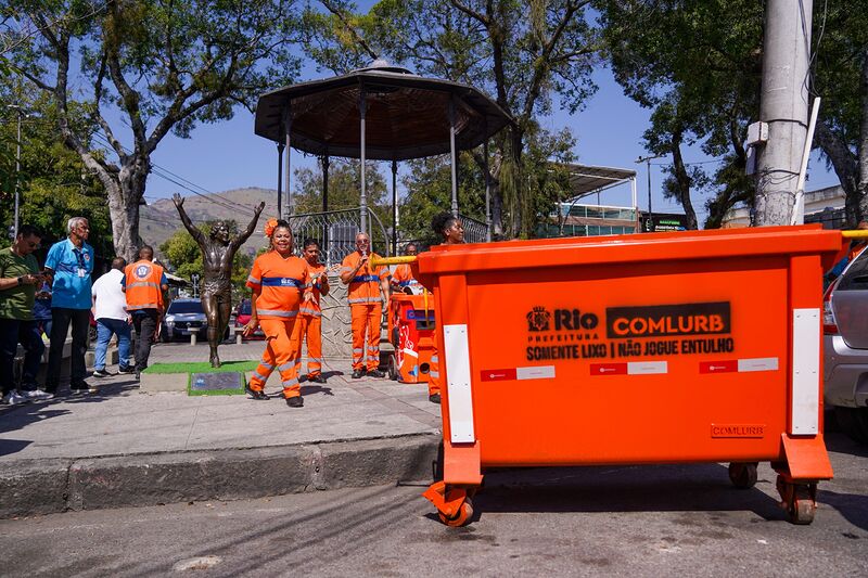 Comlurb instala novos contêineres de alta capacidade na cidade – Prefeitura da Cidade do Rio de Janeiro