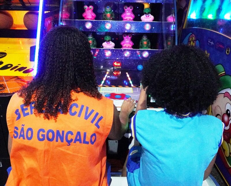 Defesa Civil proporciona manhã de diversão para alunos da rede municipal