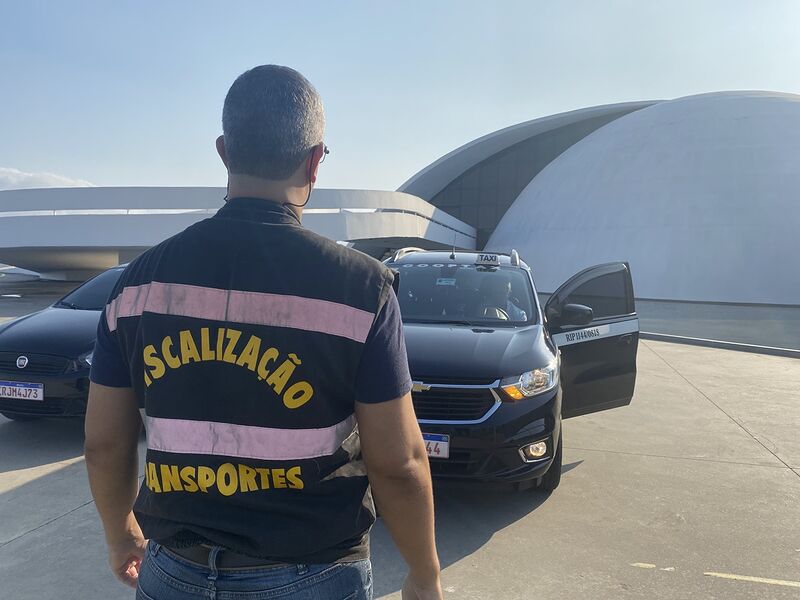 Últimos dias para realizar as vistorias de táxis – Prefeitura Municipal de Niterói