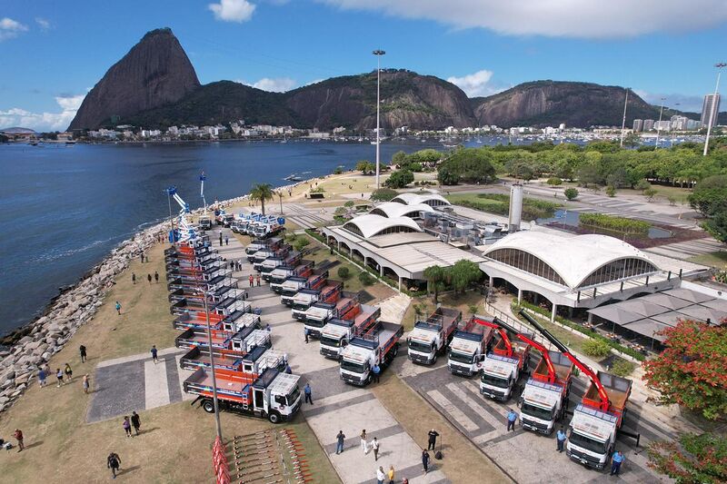 Limpeza urbana: Comlurb apresenta nova frota para manejo e cuidados de árvores da cidade – Prefeitura da Cidade do Rio de Janeiro