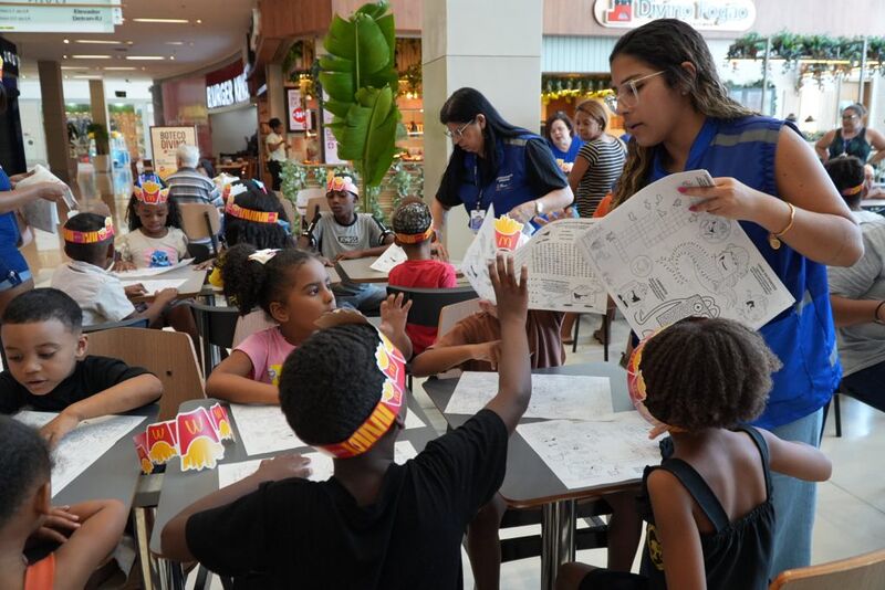 São Gonçalo garante brincadeiras e passeio a shopping para crianças
