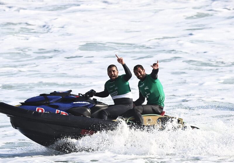 Lucas Chumbo e Pedro Scooby vencem o Itacoatiara Big Wave 2025 – Prefeitura Municipal de Niterói