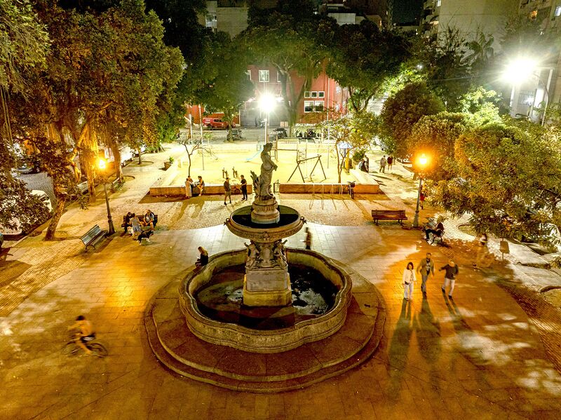 RioLuz moderniza iluminação da Praça São Salvador, em Laranjeiras – Prefeitura da Cidade do Rio de Janeiro