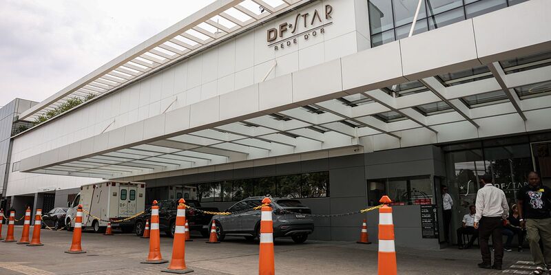 Bolsonaro melhora após hidratação e tratamento medicamentoso