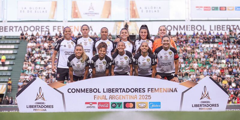 Libertadores: Corinthians faz história com tricampeonato consecutivo