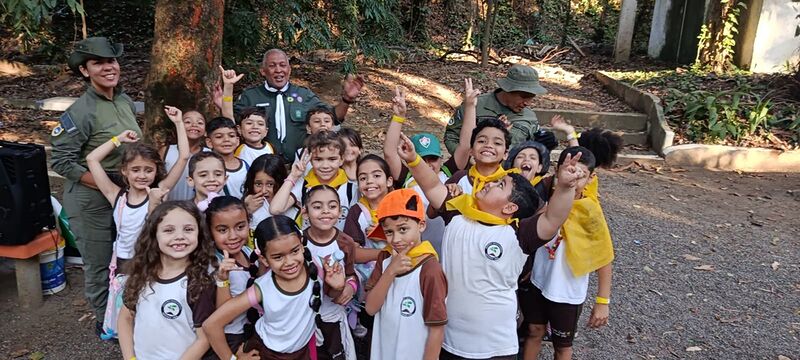 Prefeitura de Niterói promove ação de educação ambiental com crianças no Horto do Fonseca – Prefeitura Municipal de Niterói