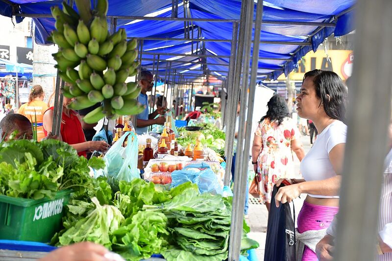 Nova Iguaçu celebra o Dia Mundial da Alimentação com ações na Praça Rui Barbosa