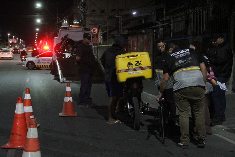 Tolerância Zero realiza mais de 900 abordagens a motocicletas em uma semana