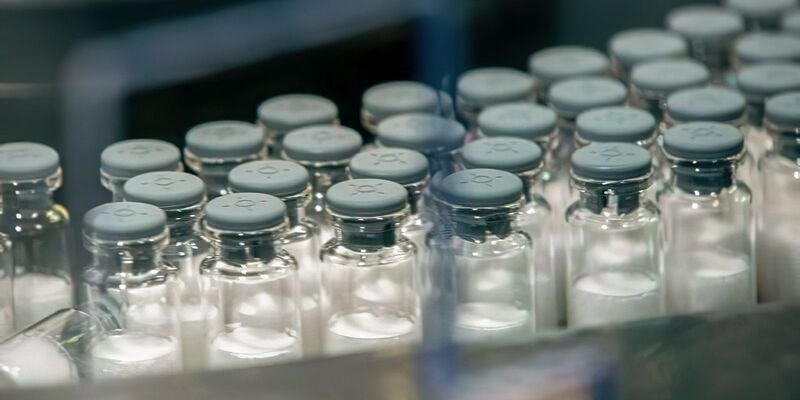 Anvisa assina termo de compromisso para a vacina da dengue do Butantan