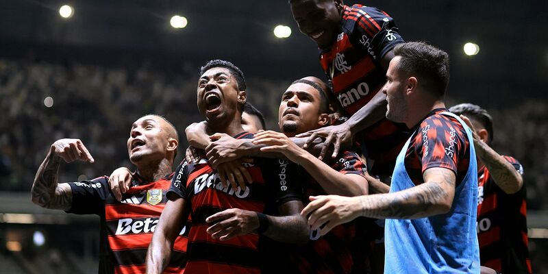 Fla arranca empate com gol de Bruno Henrique e fica perto do título