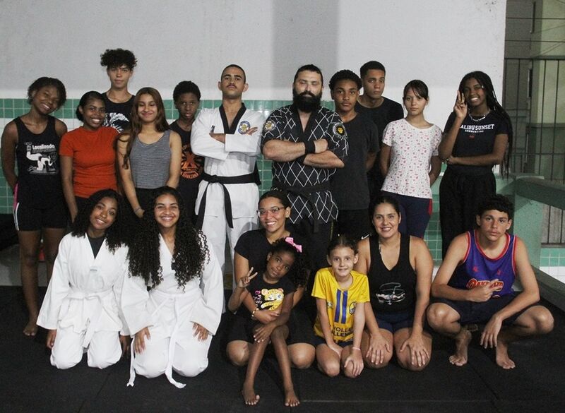 Aulas de Taekwondo atraem gonçalenses na Venda da Cruz