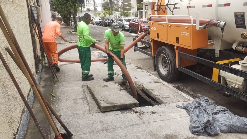 Clin intensifica operações de limpeza em Niterói após chuvas – Prefeitura Municipal de Niterói