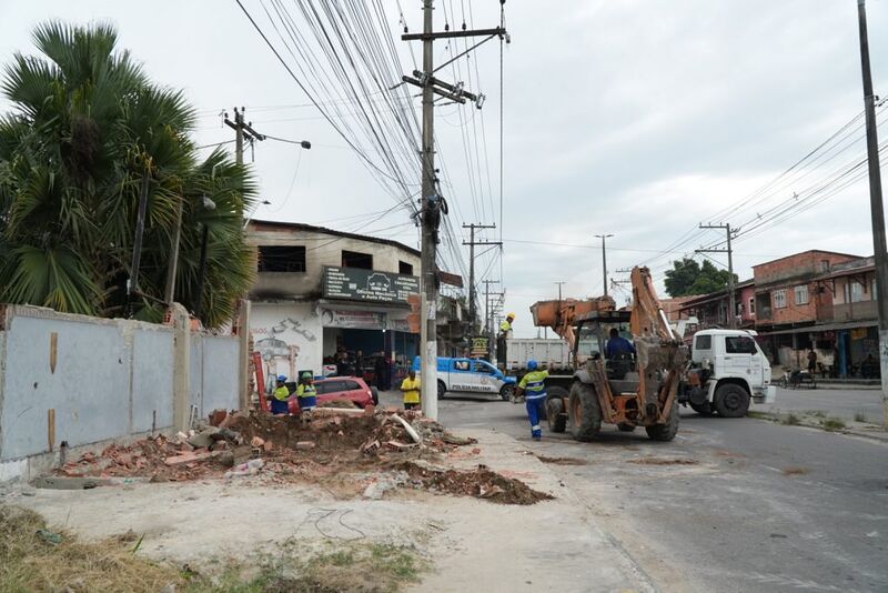 São Gonçalo impede avanço irregular sobre calçada em Guaxindiba