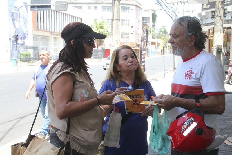 São Gonçalo realiza Dia D de Combate à Dengue com ações de prevenção e vacinação na Praça do Zé Garoto