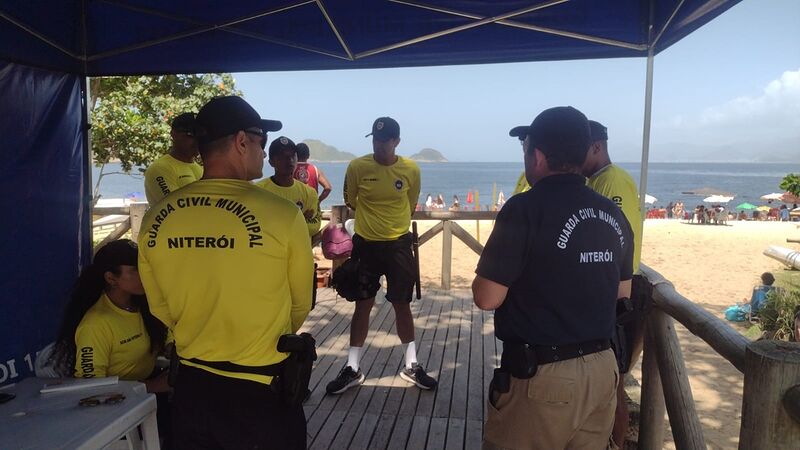 Niterói amplia ações nas praias e reforça alerta à população durante Operação Verão  – Prefeitura Municipal de Niterói