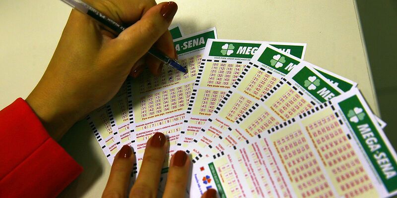 Prêmio de R$ 34 milhões da Mega-Sena será sorteado neste sábado