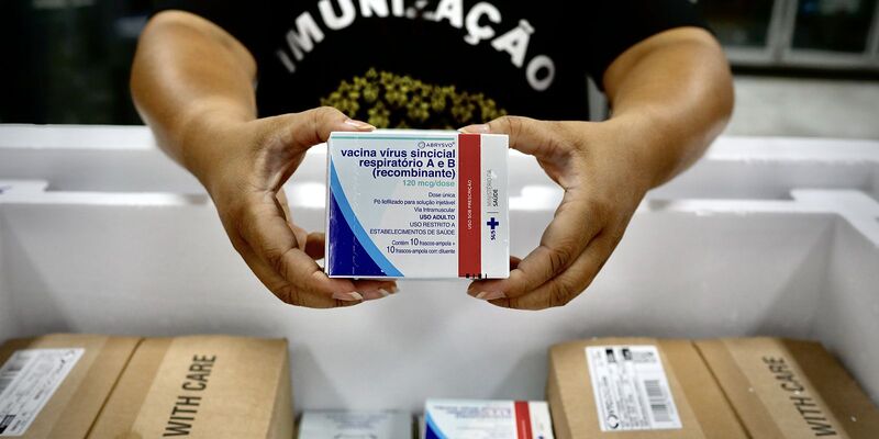 SP inicia vacinação grávidas contra vírus sincicial respiratório