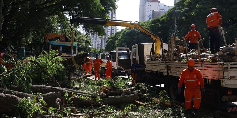 Volta a subir em São Paulo o número de clientes sem energia