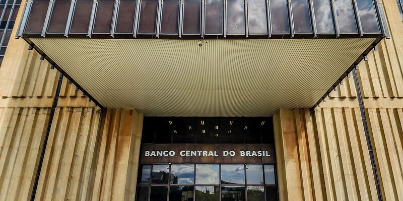 BC mantém juros básicos em 15% ao ano pela quarta vez seguida
