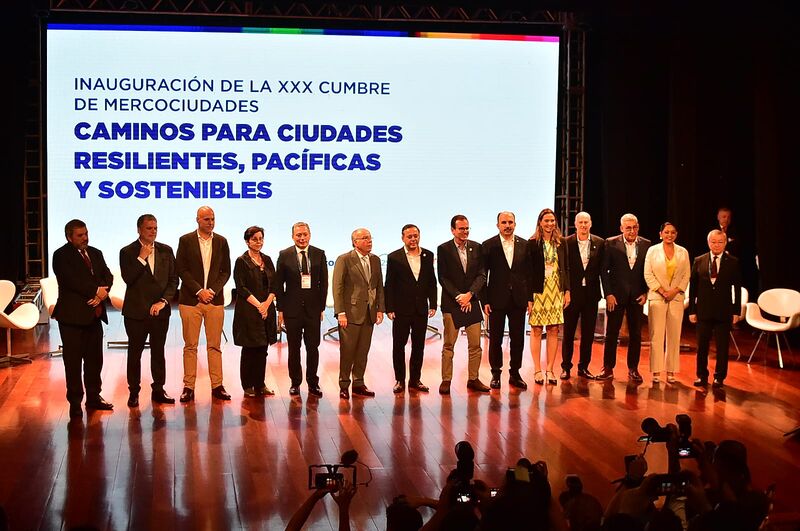 “Não há contradição entre combater o crime organizado e planejar estratégias e ações coordenadas para prevenir a violência”, afirma prefeito Rodrigo Neves, na abertura da Cúpula de Mercocidades