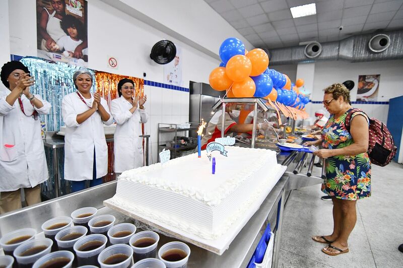 Restaurante do Povo de Nova Iguaçu comemora um ano com mais de 750 mil refeições servidas
