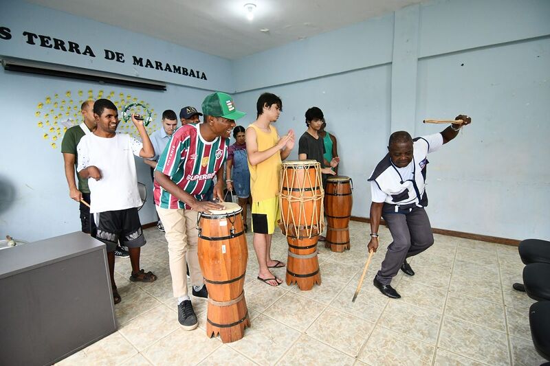 Samba vira instrumento de transformação social nos CRAS de Nova Iguaçu
