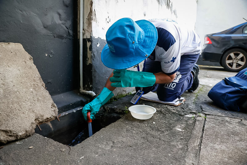 Saúde realiza ação de combate à dengue em bairros das zonas Norte e Oeste – Prefeitura da Cidade do Rio de Janeiro