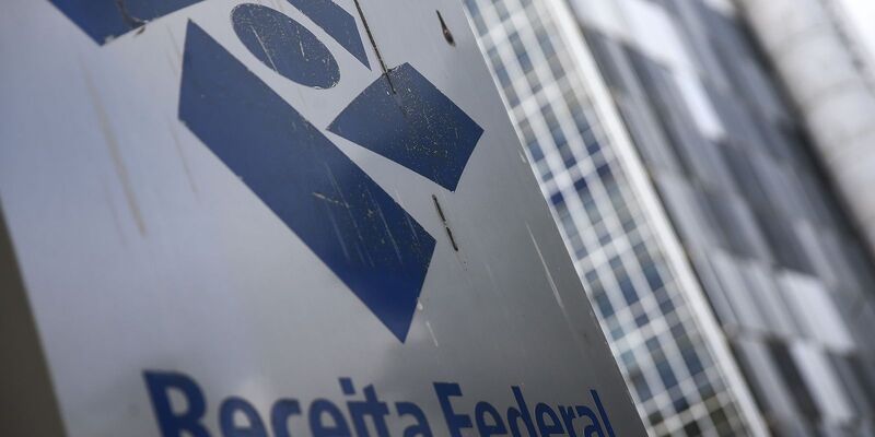 Receita alerta para falsas cobranças com nome e CPF do contribuinte