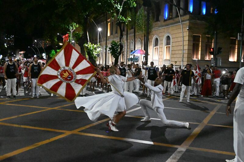 Niterói une samba, formação e solidariedade no lançamento do Carnaval 2026 – Prefeitura Municipal de Niterói