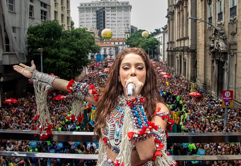Bloco da Anitta reúne 700 mil foliões e celebra a força do Carnaval de Rua no Centro do Rio – Prefeitura da Cidade do Rio de Janeiro
