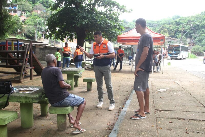 São Gonçalo promove o ‘Defesa Civil na Praça’ com moradores do Zumbi