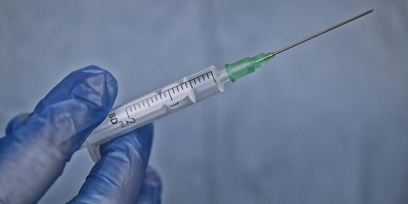 Anvisa alerta para riscos de uso indevido de preenchedores dérmicos