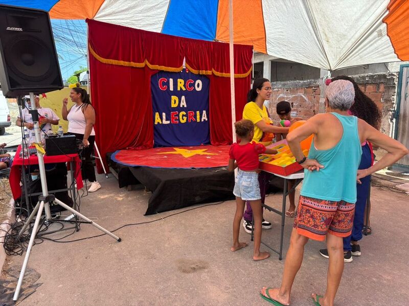 Caravana de Arte e Lazer leva brincadeiras ao Porto da Pedra