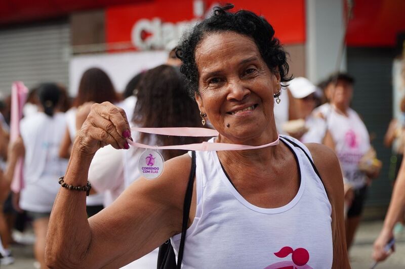 Mulheres celebram seu dia em corrida em São Gonçalo