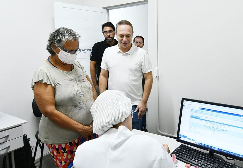 Nova Iguaçu vacina mais de 4,5 mil pessoas contra a gripe no Dia D