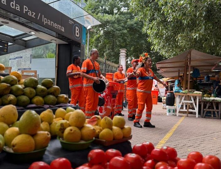 Operação Feira Limpa, da Comlurb, chegou a Ipanema nesta sexta-feira, 20 – Prefeitura da Cidade do Rio de Janeiro