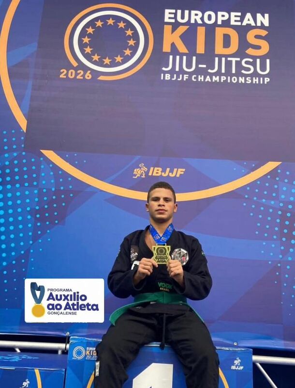 Atletas gonçalenses conquistam medalhas em competição na Europa