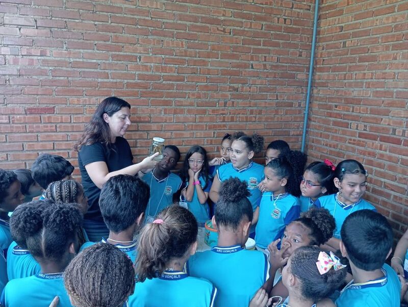 Estudo Vivo promove ação de educação ambiental com alunos da rede municipal em São Gonçalo