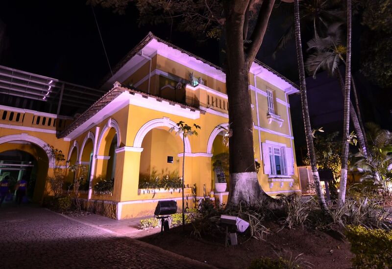 Exposição celebra os 50 anos da Fundação Educacional e Cultural de Nova Iguaçu