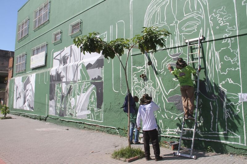 Novo painel do Cidade Ilustrada retrata a construção do Cristo Redentor em São Gonçalo