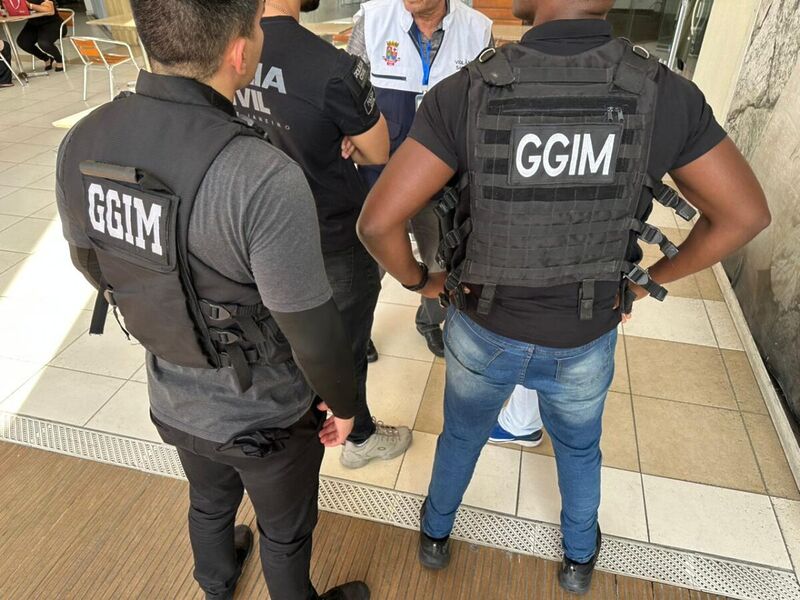 Prefeitura realiza Operação Pharmakon e interdita salão de beleza por procedimentos clandestinos no Badu – Prefeitura Municipal de Niterói