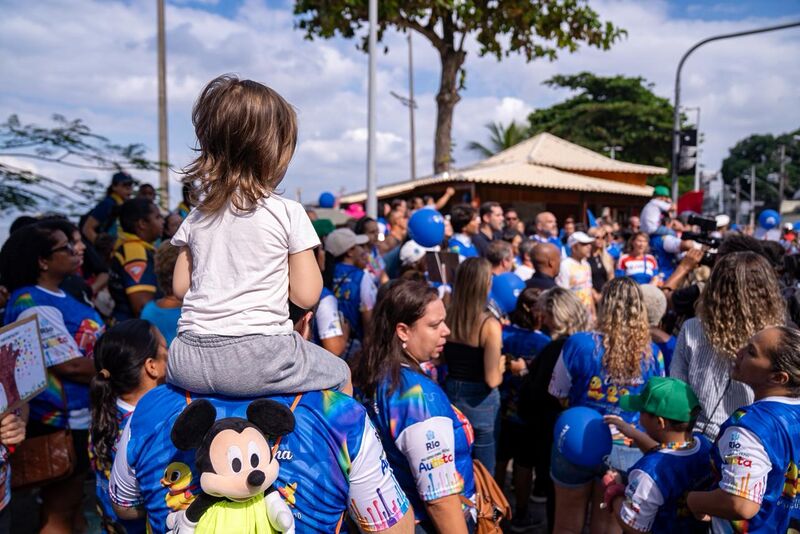 Prefeitura participa de Caminhada pela Conscientização do Autismo na Ilha do Governador – Prefeitura da Cidade do Rio de Janeiro