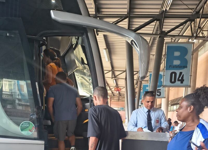 Prefeitura de Niterói já realizou 300 recambiamentos em seis meses e reforça política de reintegração social