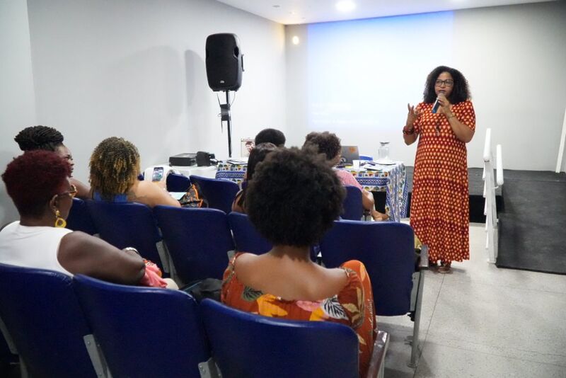 São Gonçalo reforça temas antirracistas e antissexistas em evento para professores e equipe pedagógica