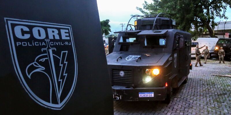 RJ: Operação na Maré apreende recorde de 48 toneladas de drogas