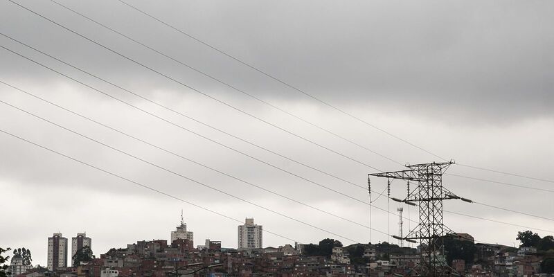 Fim de semana será de temporal no Sudeste e chuva intensa no Norte