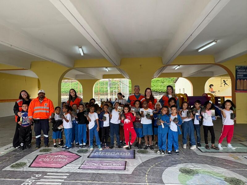 NitTrans leva educação para o trânsito com ações do Maio Amarelo em escolas – Prefeitura Municipal de Niterói