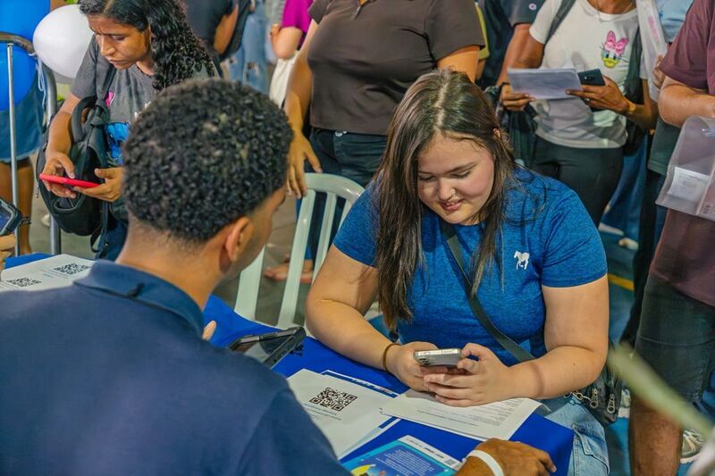 Nilópolis recebe 1 mil vagas para operador logístico